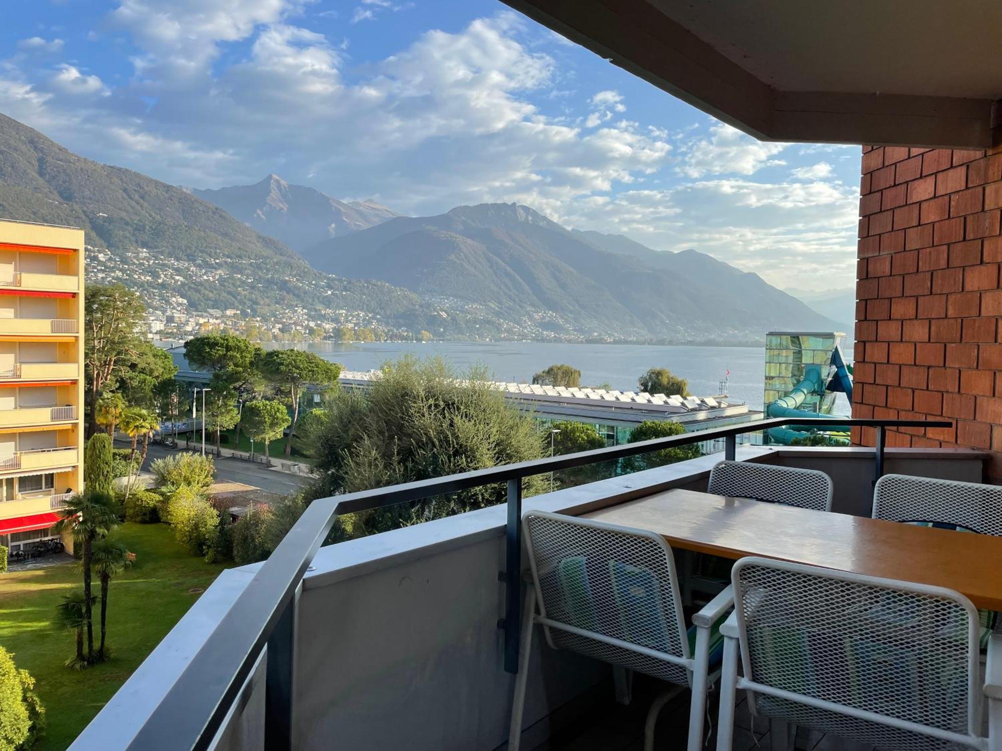 Locarno: Casa Lido Apartment Exterior photo